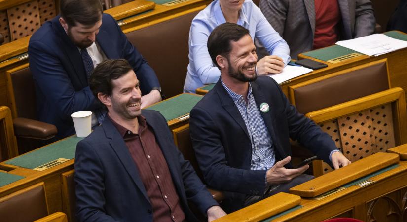 Kósa Lajos szabadjára engedte a fantáziáját a parlamentben: „Lesz még Fekete-Győr András a Momentum frakcióvezetőjeként Fidesz-ügynök”
