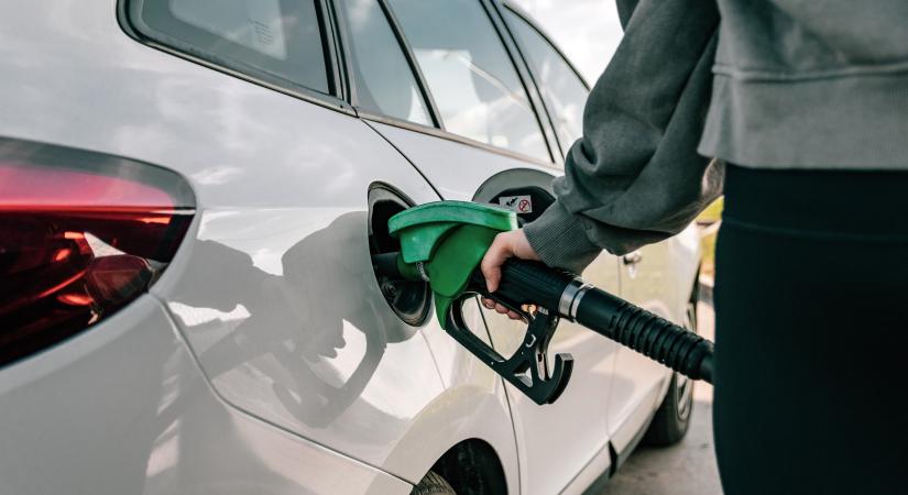 A DK szerint benzinkutak százainál alakulhat ki üzemanyaghiány
