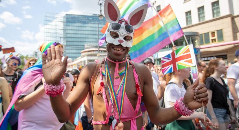 Felföldi Zoltán (Magyar Nemzet): Be kellene tiltani a Pride-ot!
