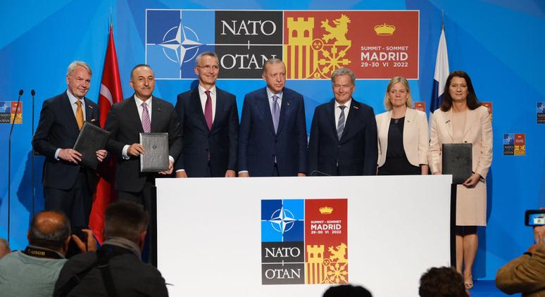 Törökország támogatja Svédország és Finnország NATO-csatlakozását