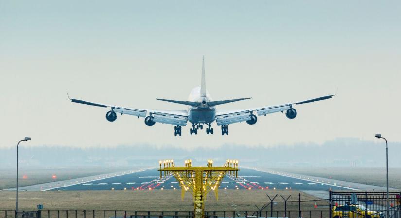 Jelentős járatkorlátozásokat vezet be Európa harmadik legnagyobb reptere a globális felmelegedés miatt