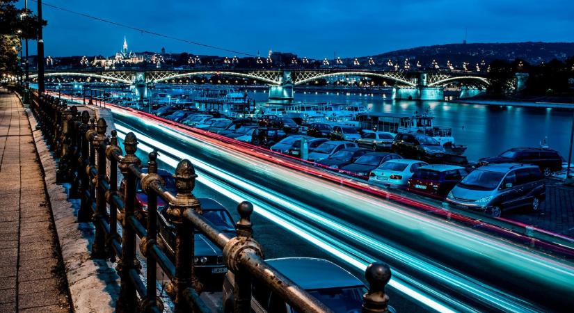 Hivatalos: átalakul a parkolási rendszer Budapesten