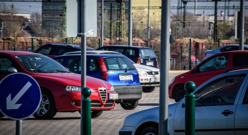 Megszavazta a fővárosi közgyűlés az új, egységes parkolási rendszert