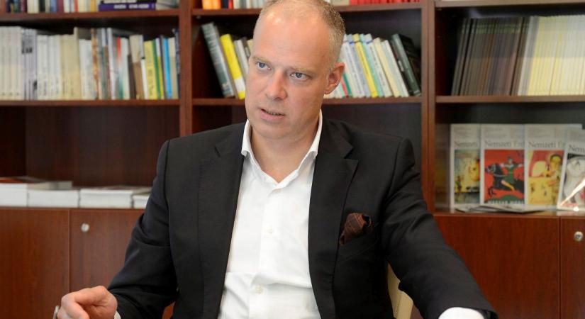 A honvédelmi miniszter járműjavítós cége is a Mol-os Hernádi érdekeltségébe kerül