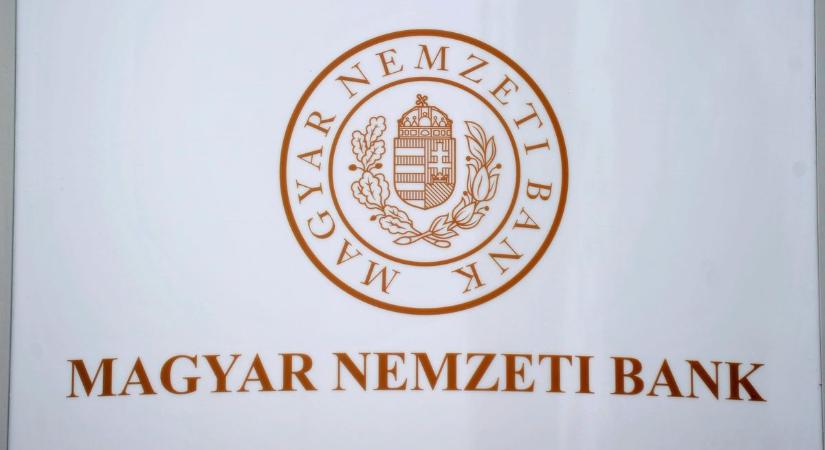Többletteherre figyelmeztet a Magyar Nemzeti Bank