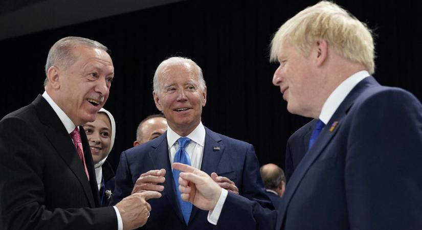Erdoğani áldás: így bővülhet Svédországgal és Finnországgal a NATO