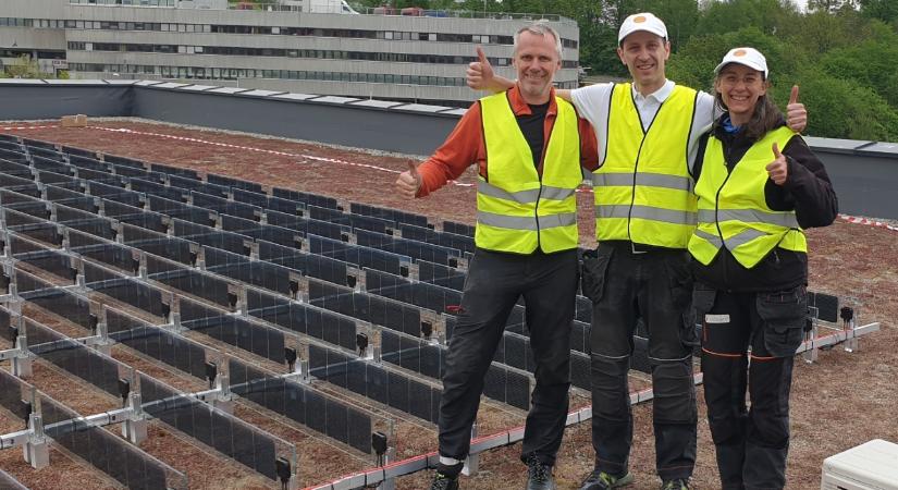 Tetőn elhelyezett függőleges napelemmel kísérleteznek Norvégiában