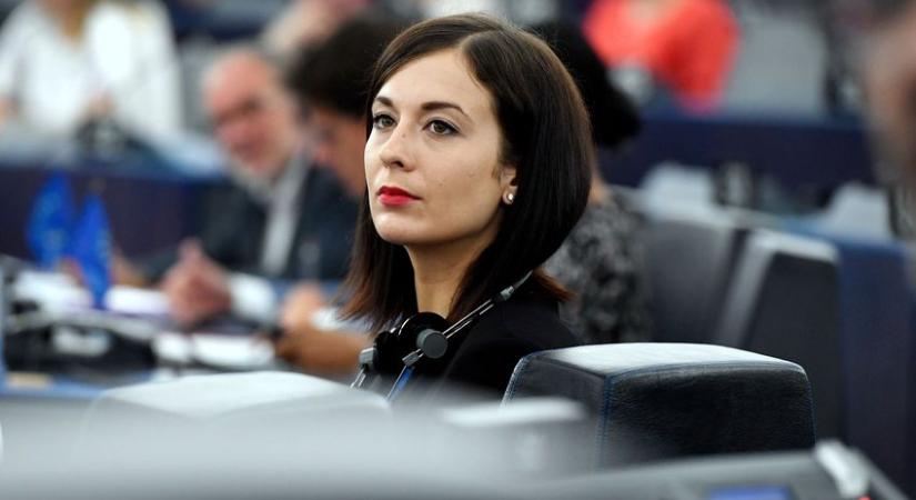 Fidesz EP-képviselőcsoport: vissza kell hívni Cseh Katalint jelentéstevői tisztségéből