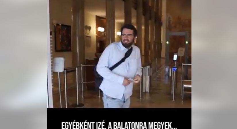 Jámbor András: Egyébként izé, a Balatonra megyek (videó)