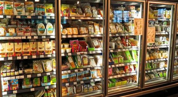 Rendkívüli béremelés: 8-19 százalékkal növeli béreit az ALDI