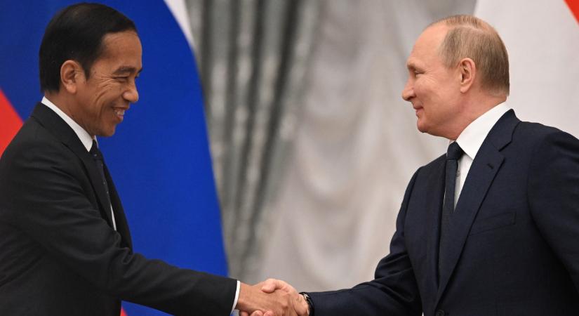Putyin: Nem akadályozzuk az ukrán gabonaexportot