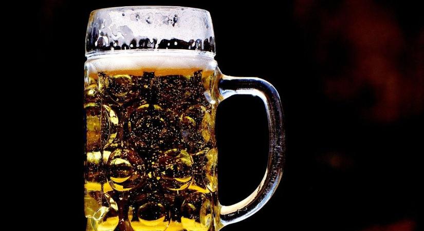 Népszerű sört hívott vissza a Nébih, üvegdarabok lehetnek benne!