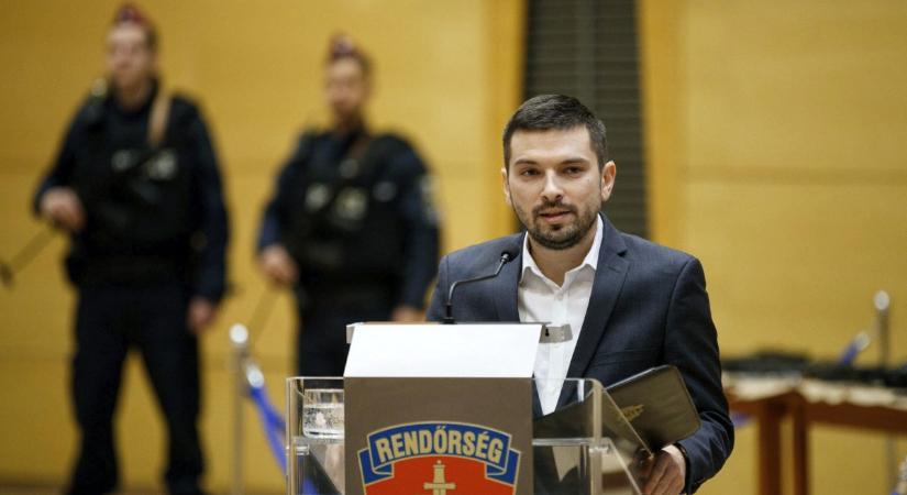 Leváltotta a Nemzeti Nyomozó Iroda vezetőjét Pintér Sándor