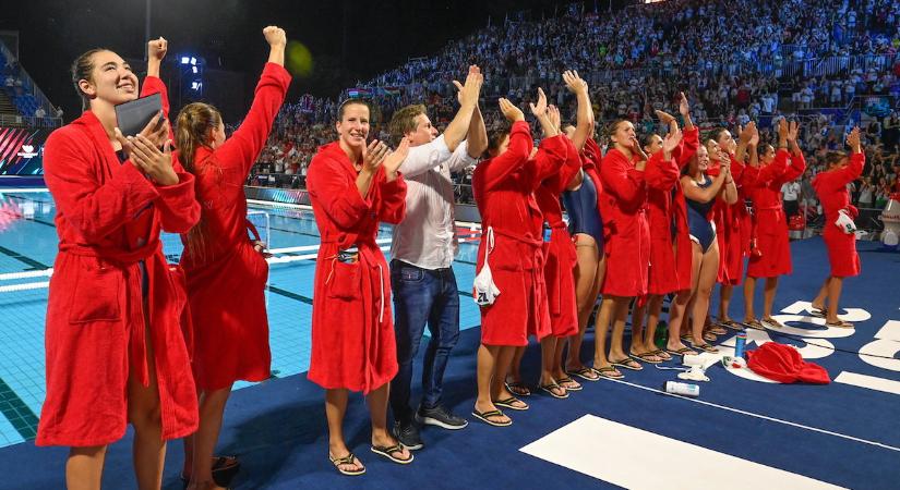 17 év után ismét világbajnoki döntős a magyar női vízilabda-válogatott