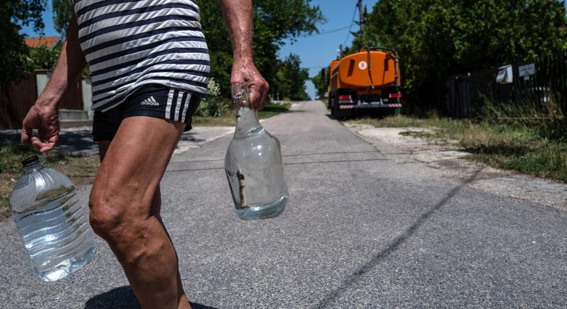 Solymáron kívül legalább 10 Budapest környéki településen vezettek be vízkorlátozást
