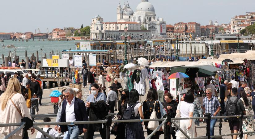 Januártól fizetős lesz a belépés Velencébe, ha az ember egy éjszakát sem tölt az olasz városban