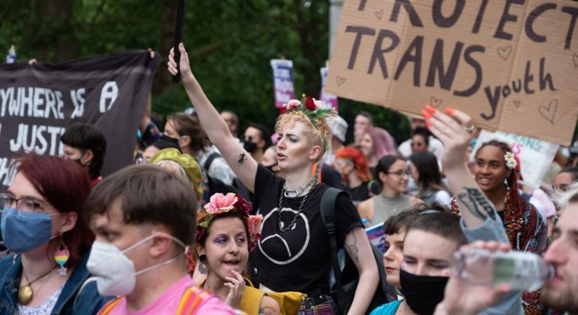 A demokraták transzneműek jogairól szóló törvényjavaslatot nyújtottak be