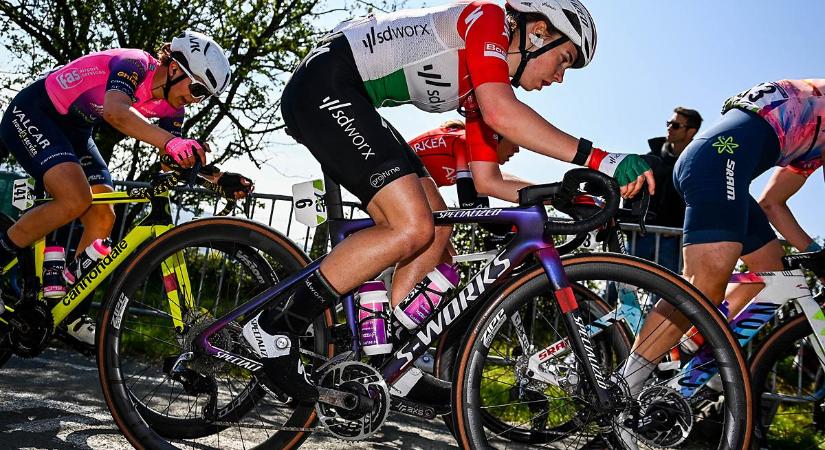 Kerékpár: Vas Blanka nagyot dolgozott a Giro 2. szakaszán