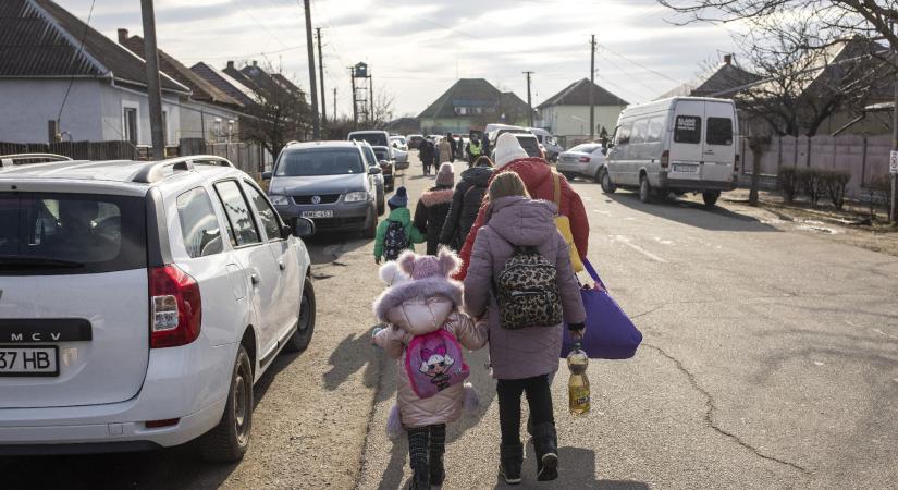 Az iskolakezdés újabb menekülthullámot indíthat Kárpátaljáról