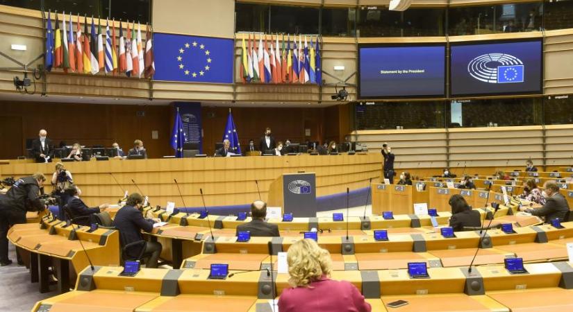 A magyar vétó elítélésére készül az Európai Parlament