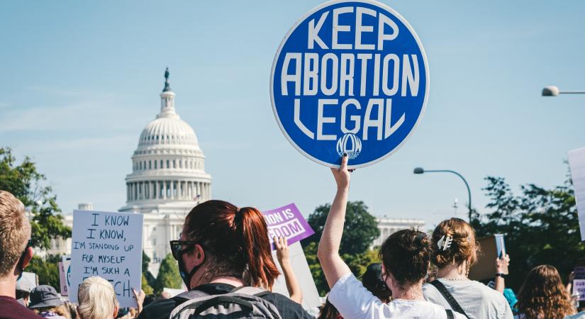 Abortuszszigorítás: nem tudjuk elképzelni, hány nő fog emiatt meghalni