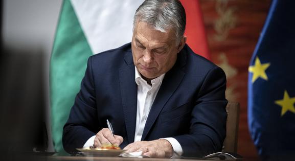 Orbán aláírta: Magyarország 3,5 milliárd forintot küld Ukrajna újjáépítésére