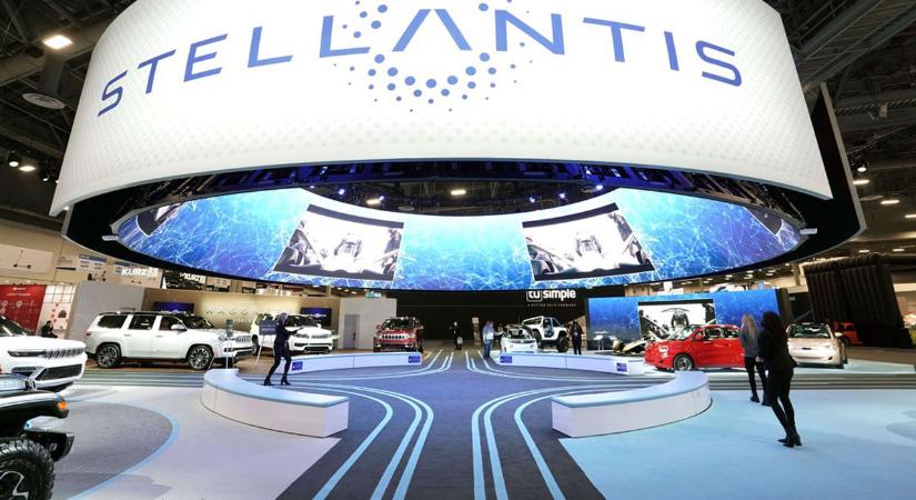 A Stellantis autógyár figyelmeztet: a piac össze fog omlani