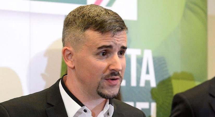 Jakab Péter is megérkezett a Jobbik elnökválasztására, a legesélyesebb jelölt Gyöngyösi Márton
