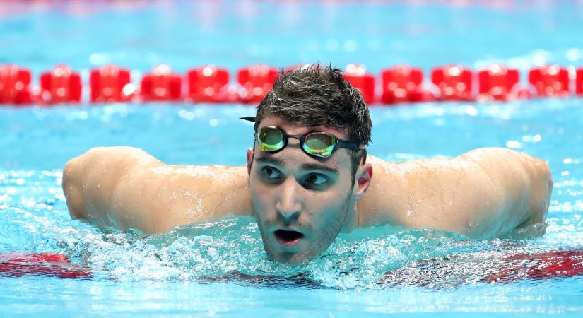 Fair Play-díjat vehetett át a háromszoros felnőtt magyar bajnok pécsi úszó, Biczó Bence