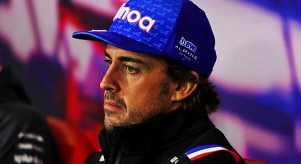 Alonso: Rosszul időzítettük a kört