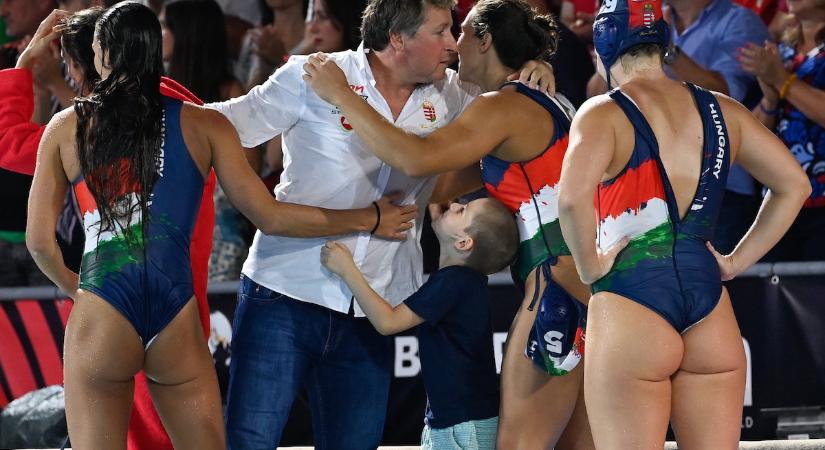 Világbajnoki ezüstérmes a női vízilabda-válogatott