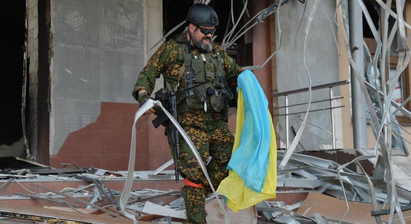 Igyekeznek utánpótlást szerezni az ukrán hadseregnek Liszicsanszkban