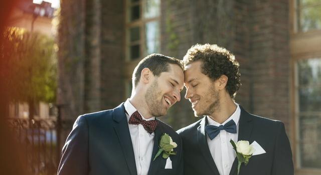 Megkötötték az első melegházasságot Svájcban