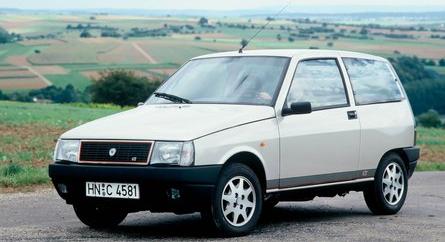Lancia Y10 (1985-1995): A jövő klasszikusa?