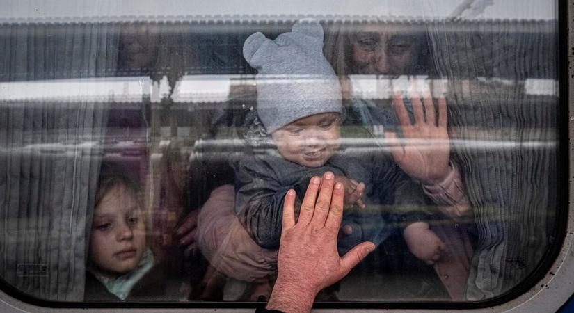 Európa közös felelőssége, hogy az Ukrajnából menekülő gyerekek ne csak védelmet, de megfelelő oktatást is kapjanak