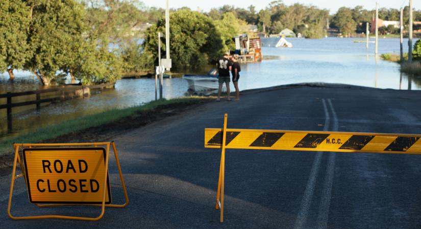 Hatalmas árvíz Ausztráliában
