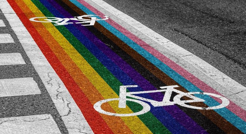 LMBTQ-kampányt indított a Kerékpárosklub