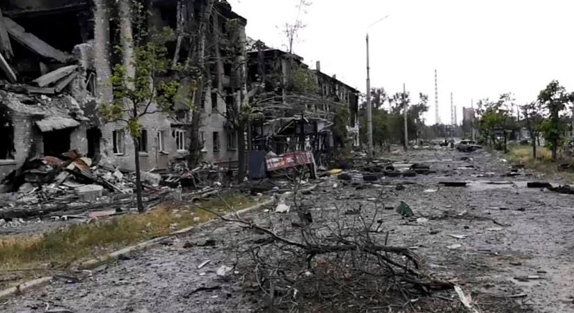 Mintegy nyolcszázezer ukrán veszítette el otthonát