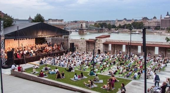 Zenélő Budapest – 160 ingyenes koncert 15 helyszínen