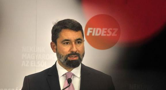A Fidesz EP-képviselője úgy látja, nálunk virul a jogállam és a keresztény értékek is
