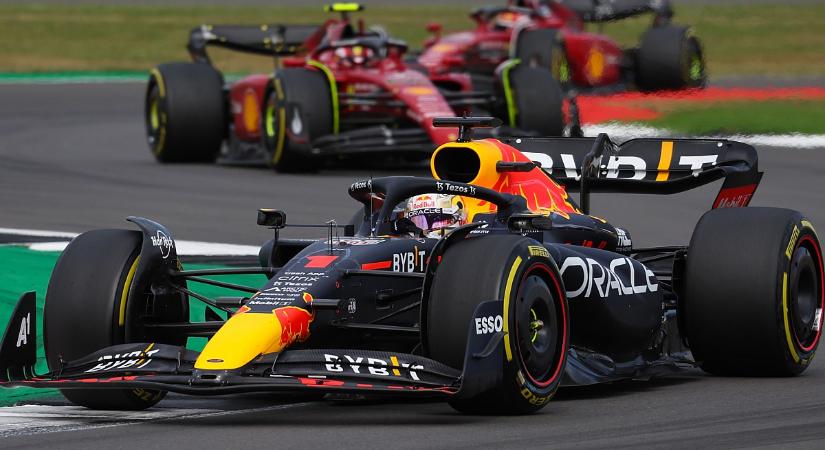 A Red Bull elmagyarázta, hogyan sérült meg Max Verstappen autója a Brit Nagydíjon
