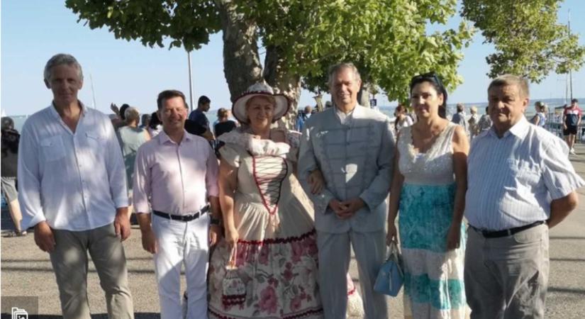 Találkozás a Balatonnál: bableves murit csaptak Alsóörsön