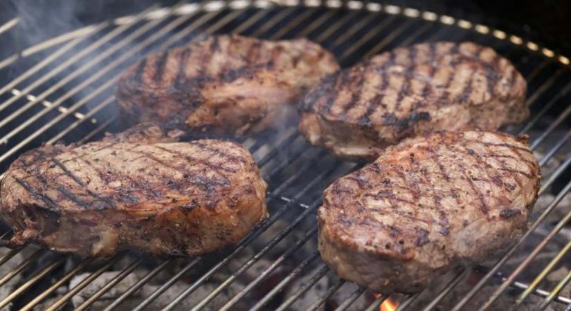 Nagy a recesszió veszélye Nagy-Britanniában, már fel se kerül a kisiskolások étlapjára a marhahús