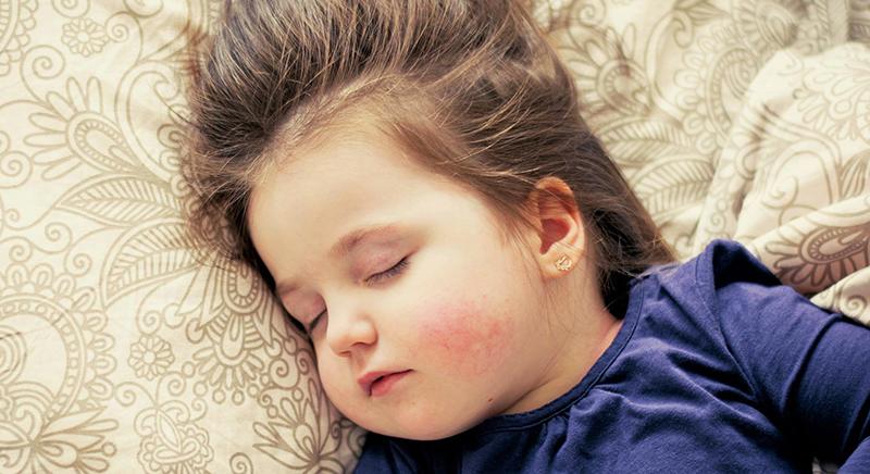 Ha nehezen akar elaludni a gyerek: 4 lépcsős altató meditáció gyerekeknek - Hogyan lesz jó alvó a gyerek?