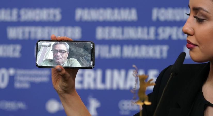 Letartóztattak három iráni filmrendezőt, a Cannes-i Filmfesztivál szervezői követelik az azonnali elengedésüket