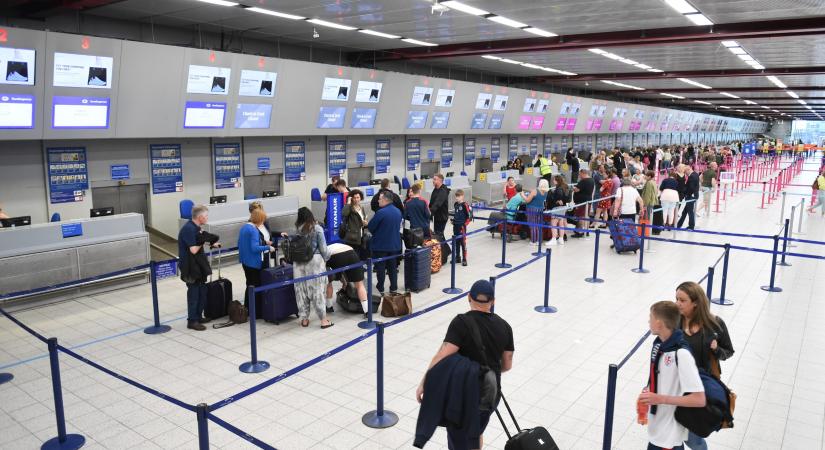 Káosz az európai reptereken – folyamatossá váltak a poggyászeltűnések