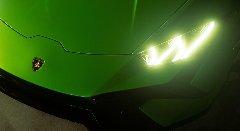 Plug-in hibrid lehet a következő kis Lamborghini