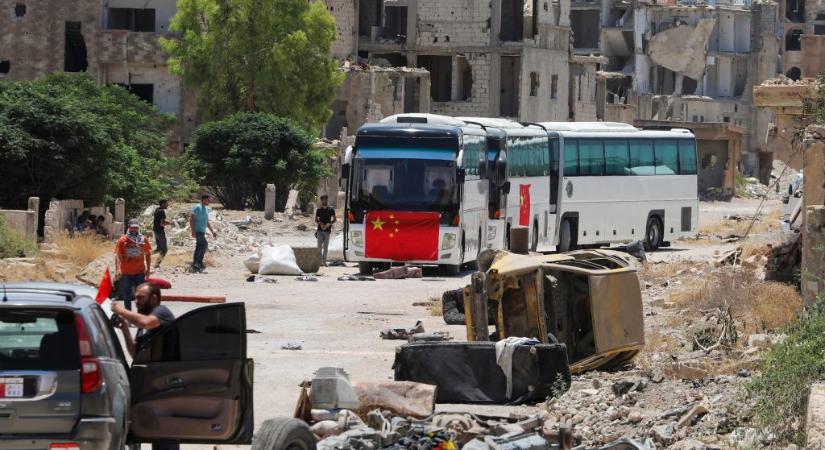 Polgárháborúban lerombolt szír szellemvárosban forgat Jackie Chan, botrány lett belőle