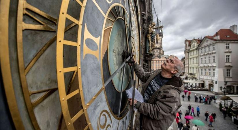 Új pályázatot írnak ki a híres prágai toronyóra kalendáriumának felújítására
