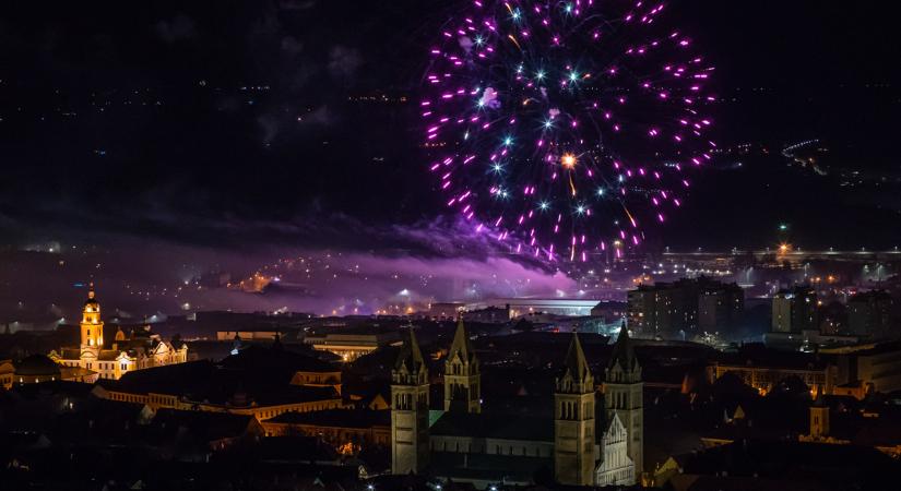 Pécs tűzijáték nélkül ünnepli augusztus 20-át, inkább klímavédelemre fordítja ezt a forrást